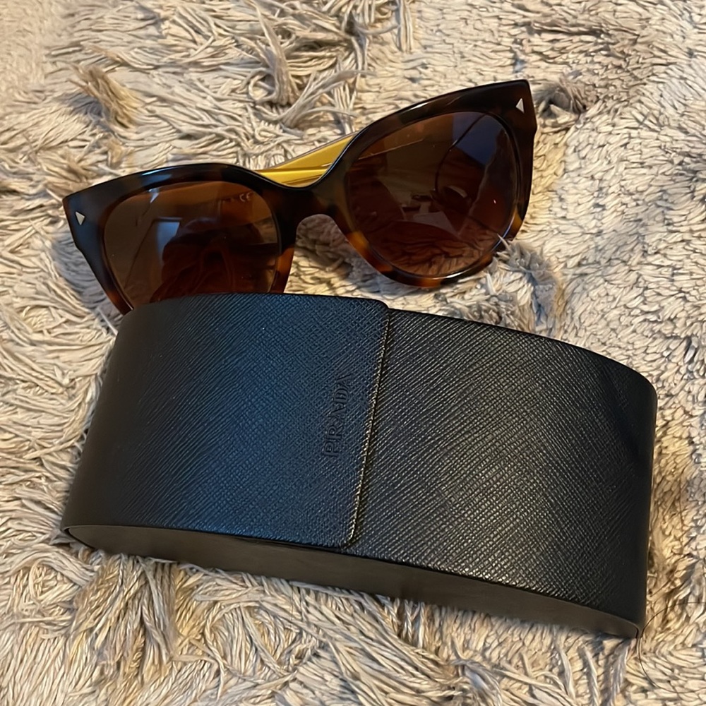 Prada Sunglass - image 4